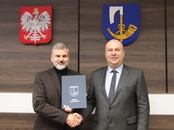 Umowa na utwardzenie placu przy Ośrodku Zdrowia w Łętowni podpisana